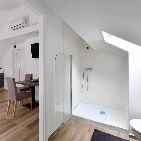 Oliver 2 Apartmán